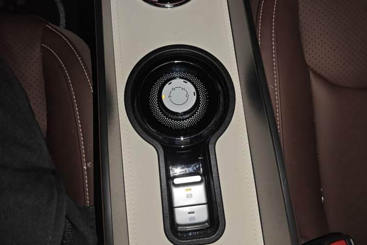 Used Wuling Bingo 2023 333km Enjoy+ Version Gear Lever