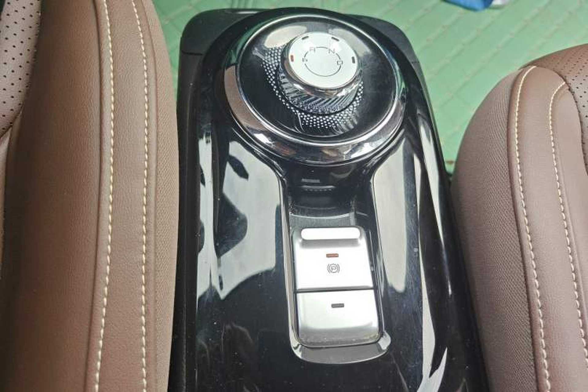Used Wuling Bingo 2023 333 km Lingxi Connected Version Gear Lever