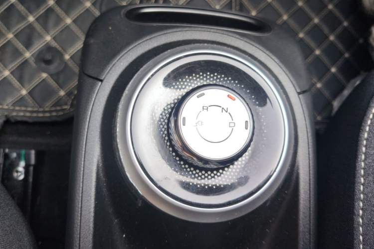 Used Wuling Bingo 2023 333 km Fast-Share Version Gear Lever