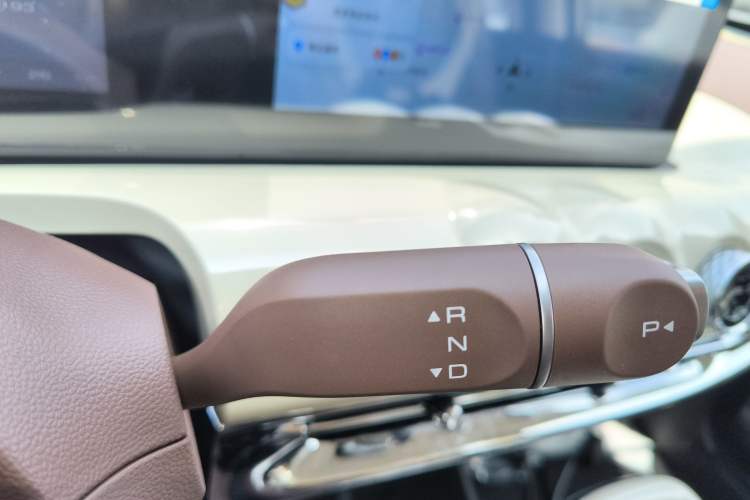 Used Wuling Bingo 2023 333 km Enjoyment Version Gear Lever