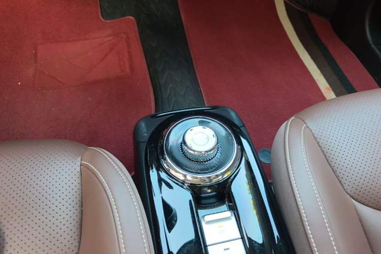Used Wuling Bingo 2023 333 km Lingxi Connected Version Gear Lever