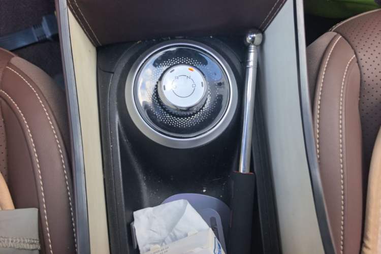 Used Wuling Bingo 2023 203km Comfort Edition Gear Lever