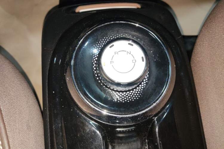 Used Wuling Bingo 2023 333 km Lingxi Connected Version Gear Lever