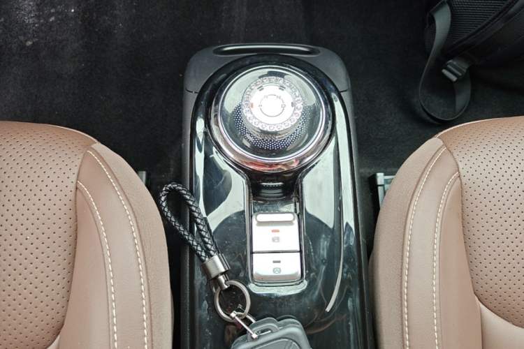 Used Wuling Bingo 2023 333 km Lingxi Connected+ Version Gear Lever