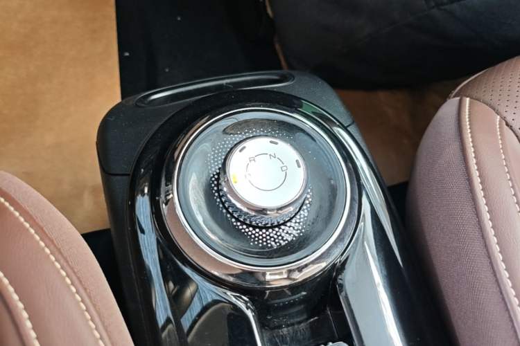 Used Wuling Bingo 2023 333 km Enjoyment Version Gear Lever