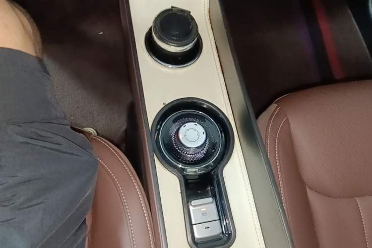 Used Wuling Bingo 2023 333 km Enjoyment Version Gear Lever