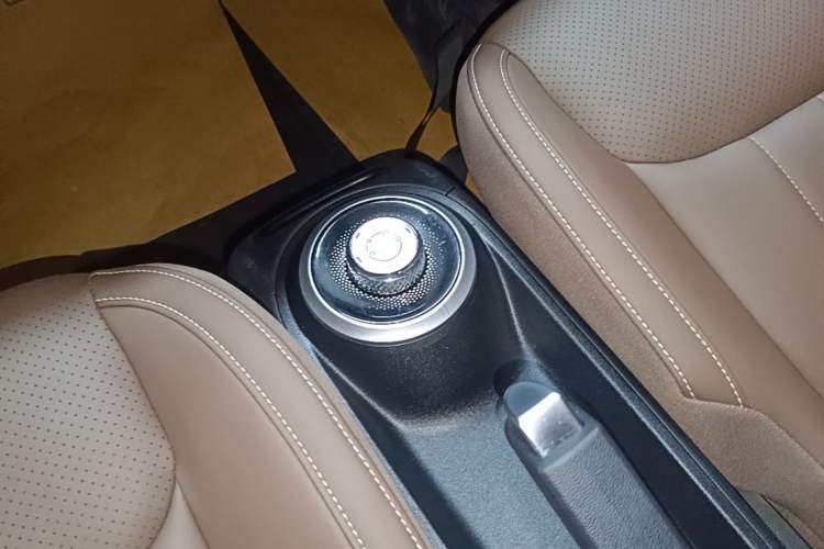 Used Wuling Bingo 2023 203km Comfort Edition Gear Lever