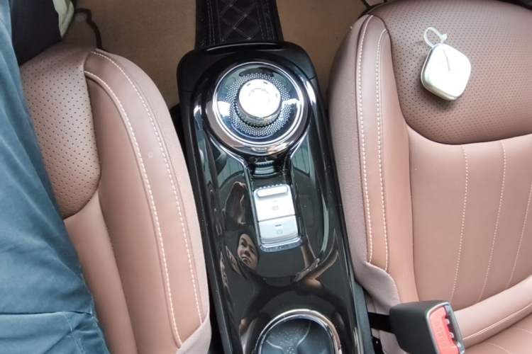 Used Wuling Bingo 2023 333 km Lingxi Connected+ Version Gear Lever
