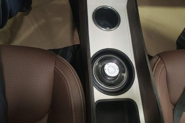 Used Wuling Bingo 2023 203km Comfort Edition Gear Lever