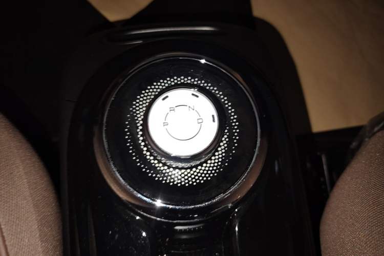 Used Wuling Bingo 2023 333 km Enjoyment Version Gear Lever