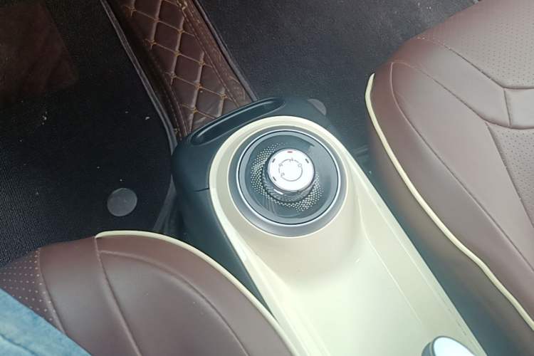 Used Wuling Bingo 2023 333 km Fast-Share Version Gear Lever