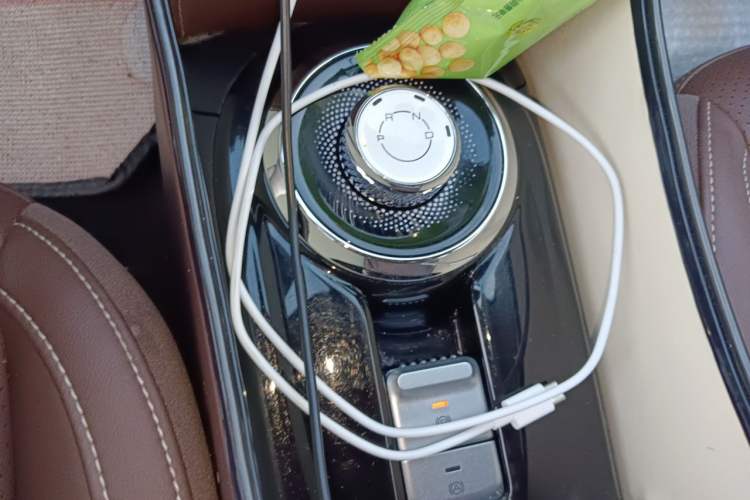 Used Wuling Bingo 2023 333 km Lingxi Connected Version Gear Lever