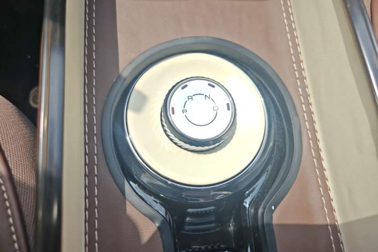 Used Wuling Bingo 2023 410 km Lingxi Deluxe Edition Gear Lever