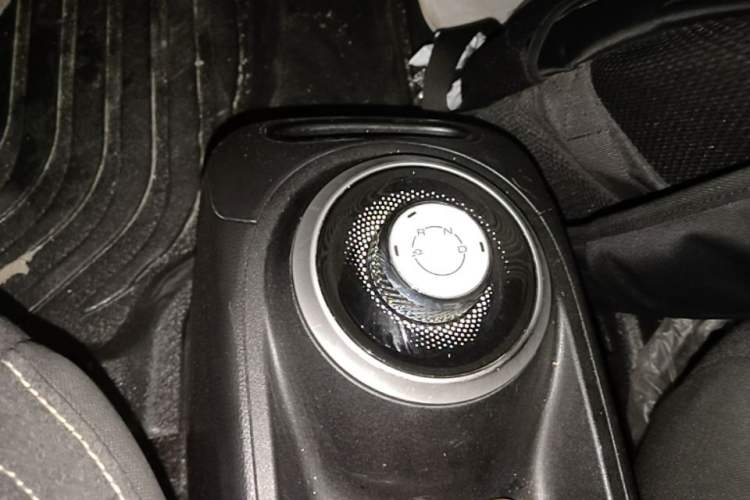 Used Wuling Bingo 2023 333 km Fast-Share Version Gear Lever