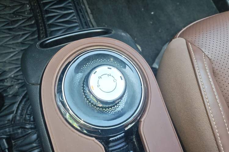 Used Wuling Bingo 2023 333 km Enjoyment Version Gear Lever