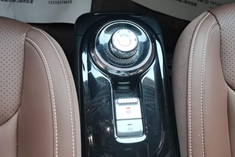 Used Wuling Bingo 2023 410 km Lingxi Deluxe Edition Gear Lever