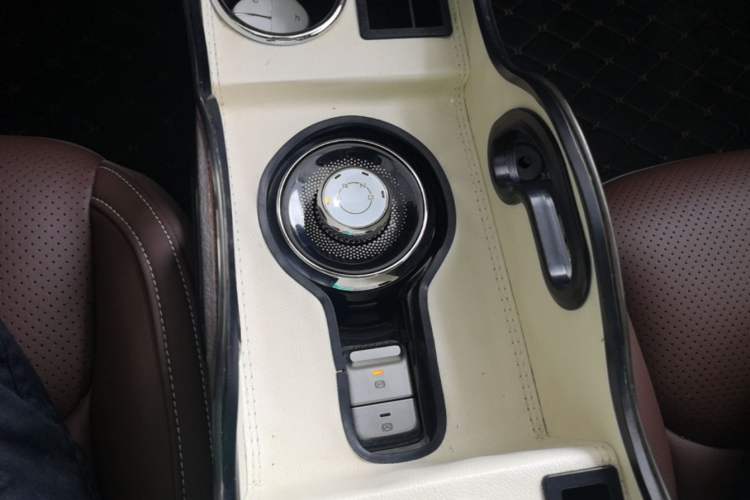 Used Wuling Bingo 2023 333km Enjoy+ Version Gear Lever