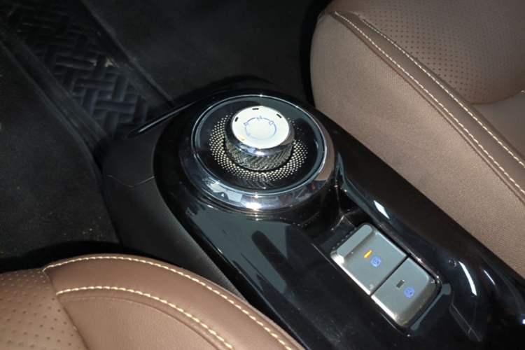 Used Wuling Bingo 2023 333 km Lingxi Connected Version Gear Lever