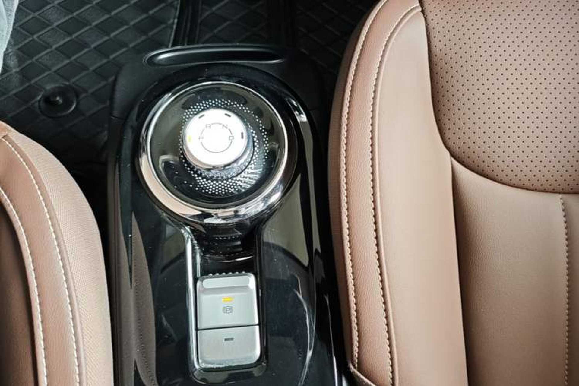 Used Wuling Bingo 2023 333 km Lingxi Connected Version Gear Lever