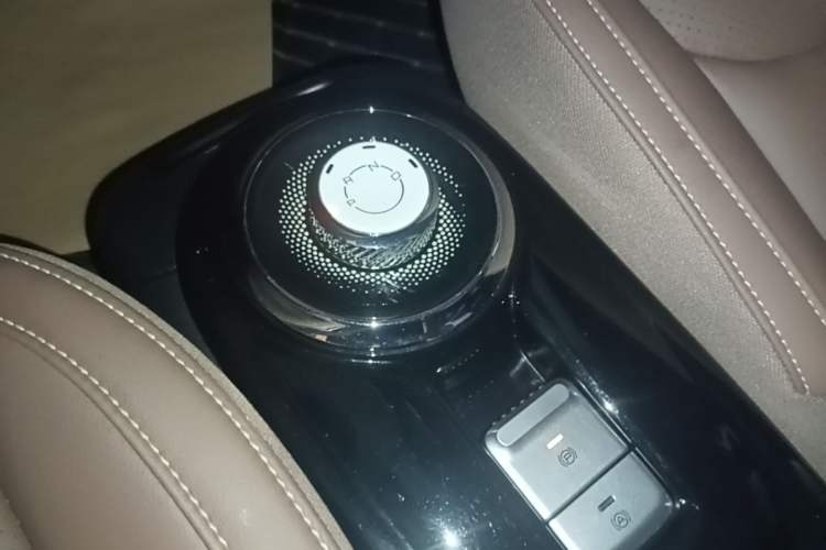 Used Wuling Bingo 2023 410 km Lingxi Deluxe Edition Gear Lever
