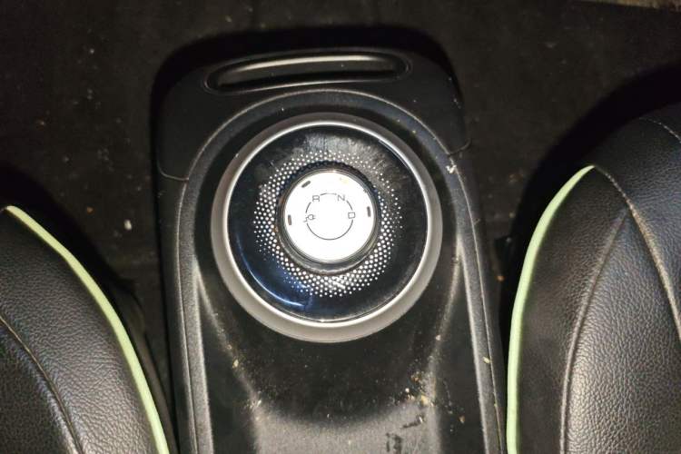 Used Wuling Bingo 2023 333 km Fast-Share Version Gear Lever