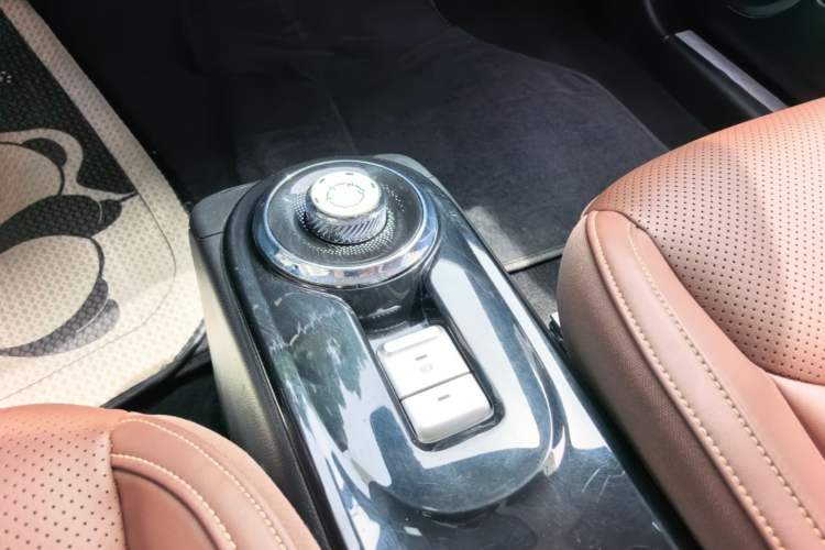 Used Wuling Bingo 2023 333 km Enjoyment Version Gear Lever