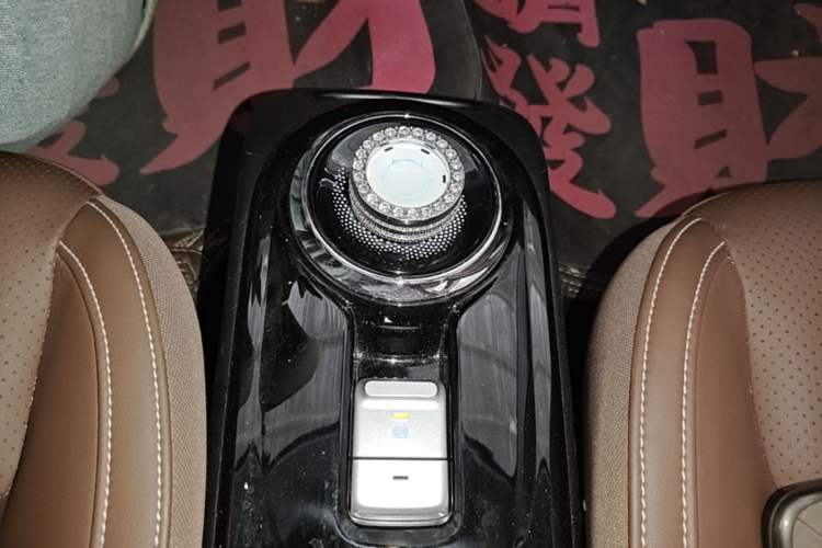 Used Wuling Bingo 2023 333 km Enjoyment Version Gear Lever