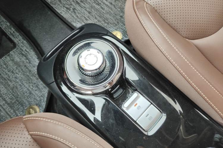 Used Wuling Bingo 2023 410 km Lingxi Deluxe Edition Gear Lever
