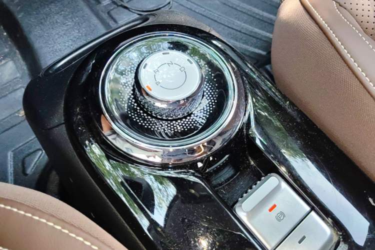 Used Wuling Bingo 2023 333 km Enjoyment Version Gear Lever