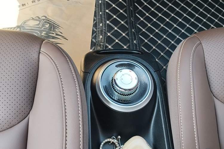 Used Wuling Bingo 2023 203km Comfort Edition Gear Lever