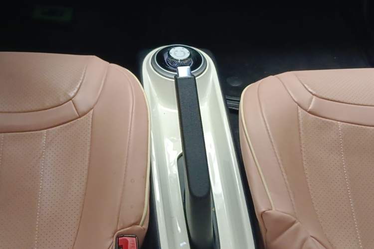 Used Wuling Bingo 2023 203km Light Edition Gear Lever
