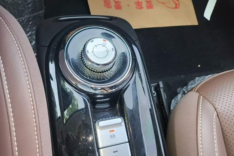 Used Wuling Bingo 2023 333 km Lingxi Connected+ Version Gear Lever