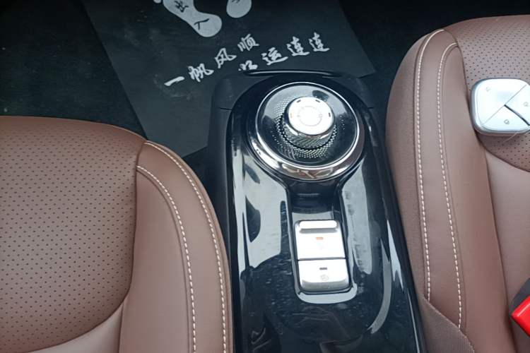 Used Wuling Bingo 2023 410 km Lingxi Deluxe Edition Gear Lever