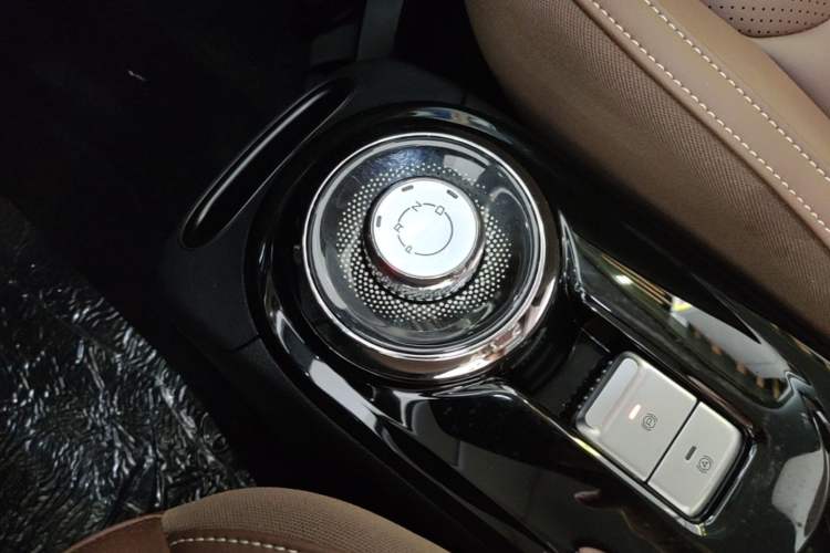 Used Wuling Bingo 2023 410 km Lingxi Deluxe Edition Gear Lever