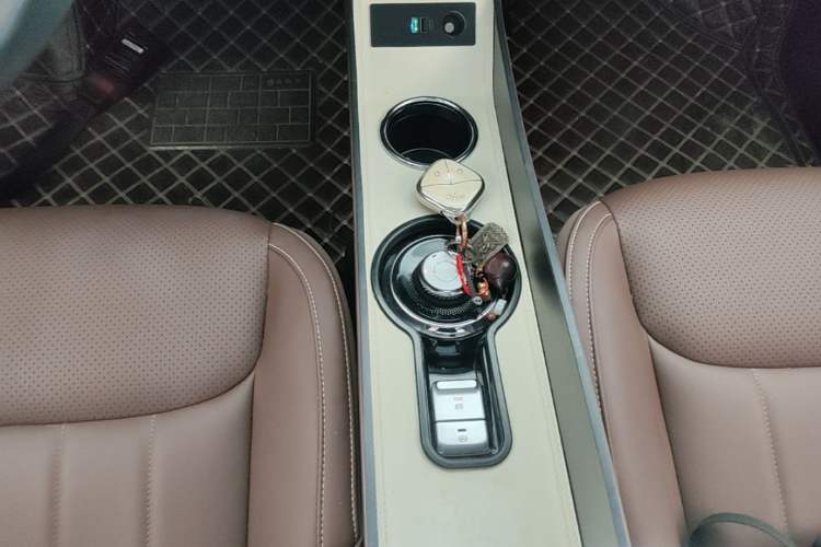 Used Wuling Bingo 2023 333 km Lingxi Connected+ Version Gear Lever