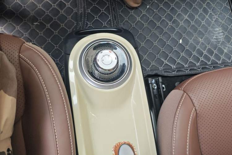 Used Wuling Bingo 2023 203km Comfort Edition Gear Lever
