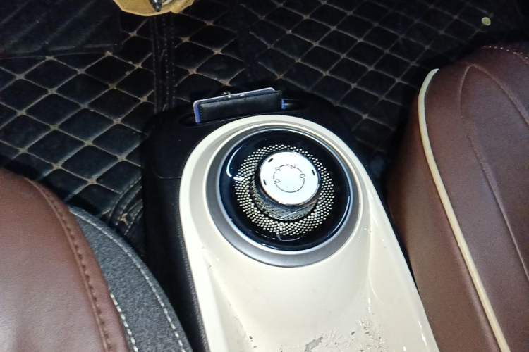 Used Wuling Bingo 2023 333 km Fast-Share Version Gear Lever