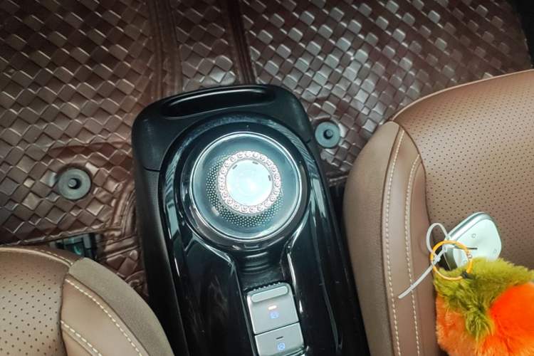 Used Wuling Bingo 2023 333 km Lingxi Connected+ Version Gear Lever