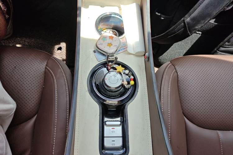 Used Wuling Bingo 2023 410 km Lingxi Deluxe Edition Gear Lever