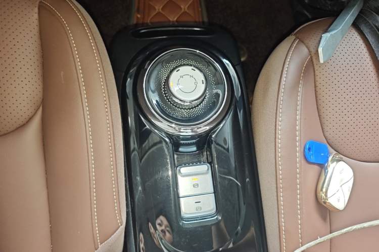 Used Wuling Bingo 2023 333 km Fast-Share Version Gear Lever