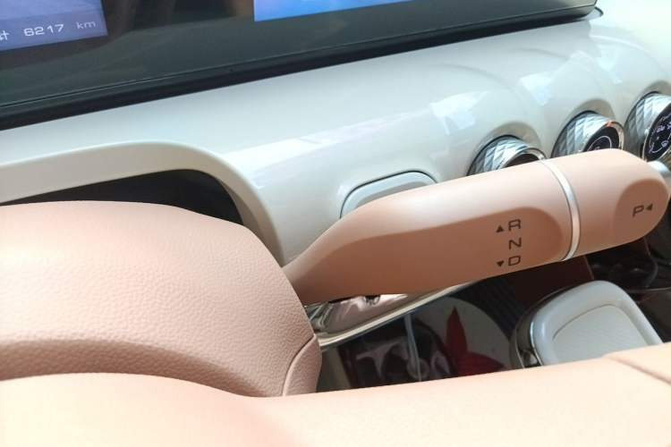 Used Wuling Bingo 2023 333 km Lingxi Connected+ Version Gear Lever
