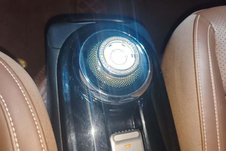 Used Wuling Bingo 2023 333 km Fast-Share Version Gear Lever