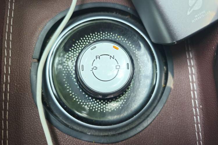 Used Wuling Bingo 2023 203km Comfort Edition Gear Lever