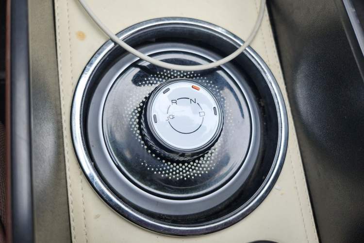Used Wuling Bingo 2023 203km Comfort Edition Gear Lever