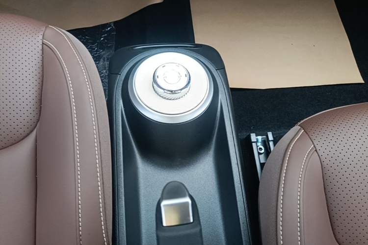 Used Wuling Bingo 2023 203km Comfort Edition Gear Lever