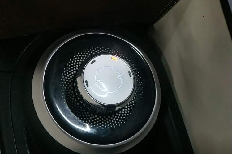Used Wuling Bingo 2023 203km Comfort Edition Gear Lever