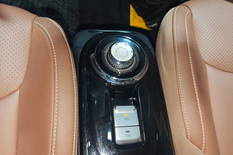 Used Wuling Bingo 2023 410 km Lingxi Deluxe Edition Gear Lever