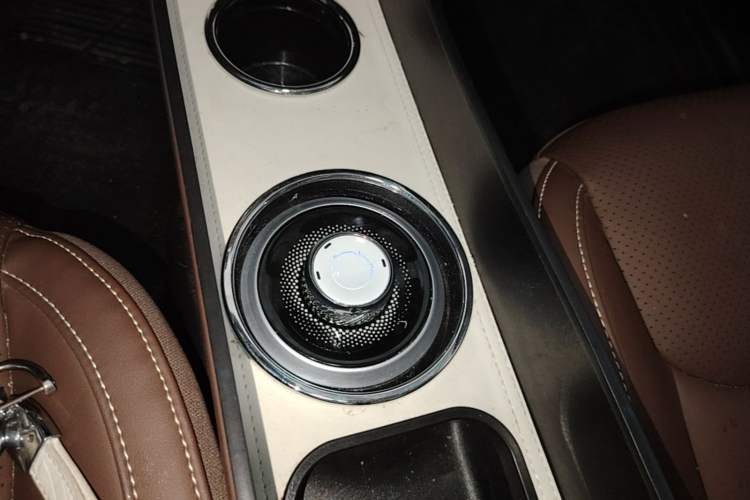 Used Wuling Bingo 2023 203km Comfort Edition Gear Lever