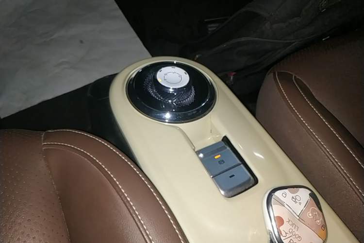 Used Wuling Bingo 2023 333 km Enjoyment Version Gear Lever