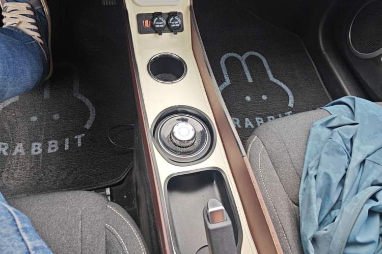 Used Wuling Bingo 2023 333 km Fast-Share Version Gear Lever